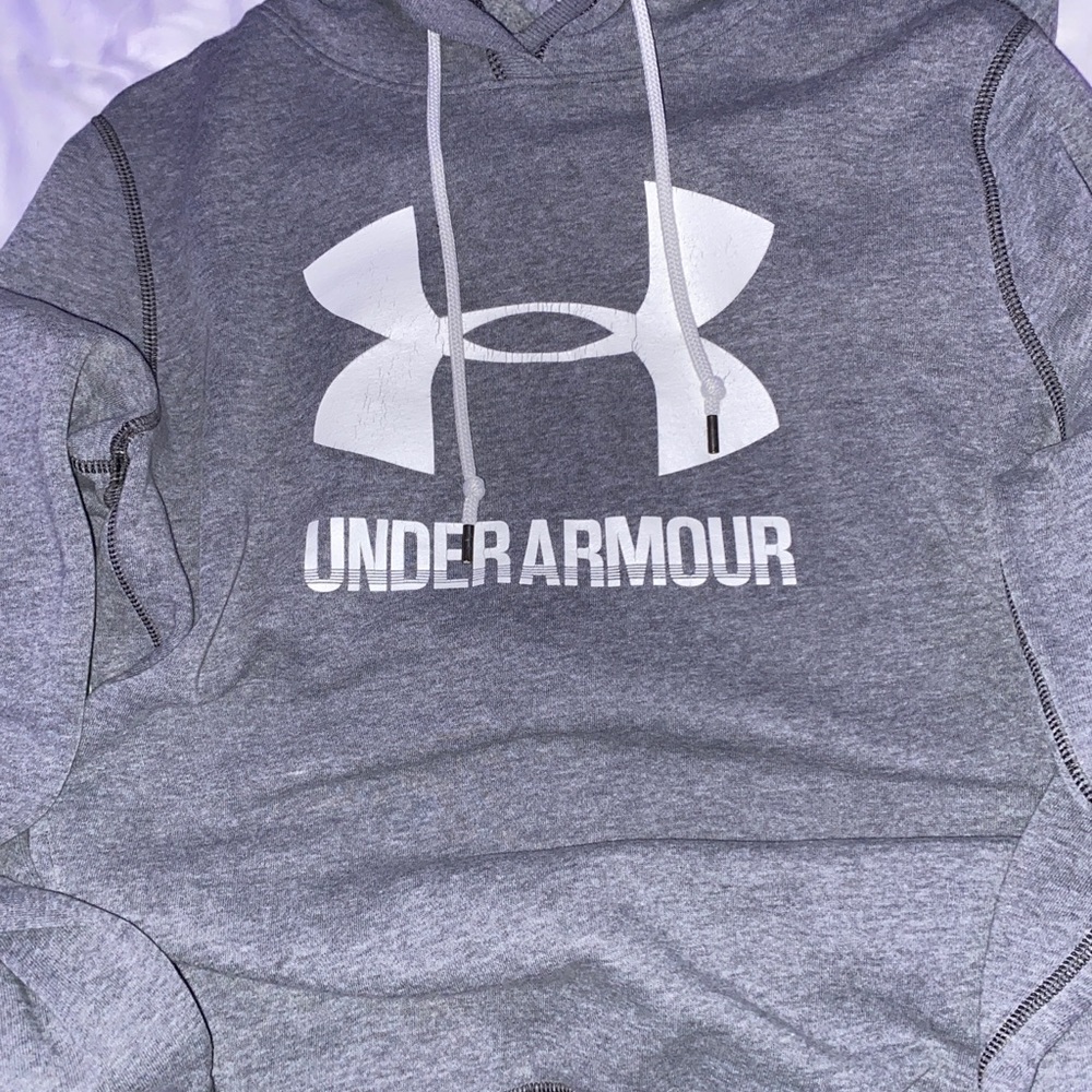gray under armour hoodie
